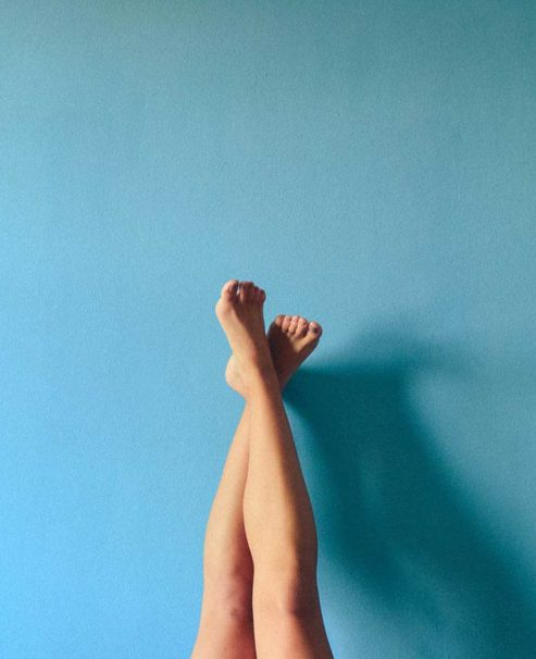 Mi-Ayuno-piernas-azul-493x606 Mi-Ayuno-piernas-azul-493x606