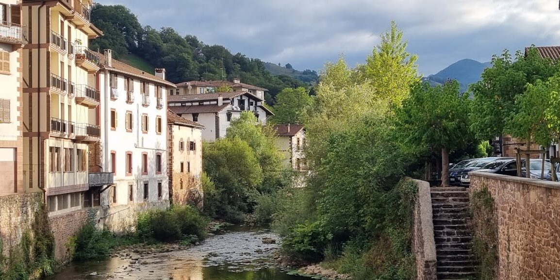 Retiro de ayuno en Navarra salud y silencio en la montaña